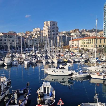 Appartamento La Perla Di Ro Savona Esterno foto