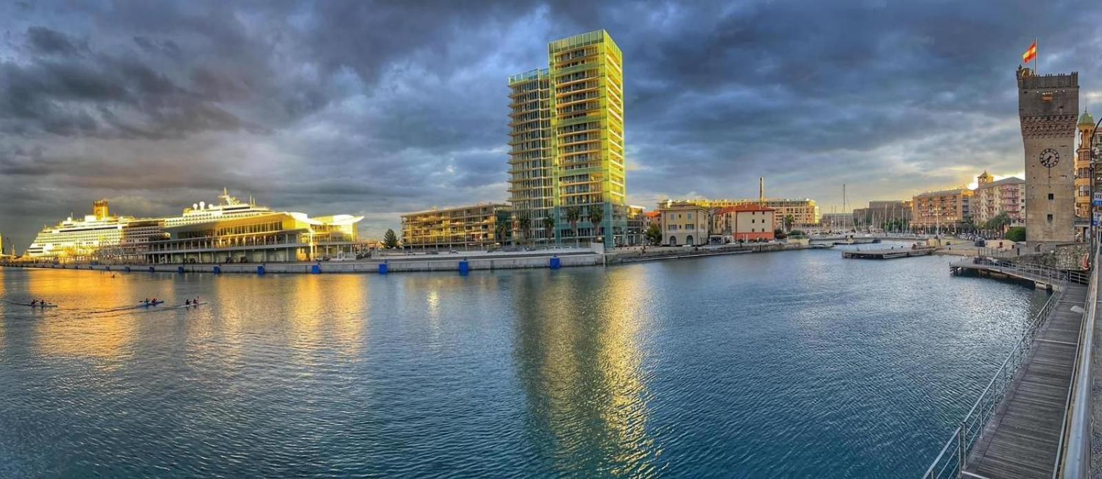 Appartamento La Perla Di Ro Savona Esterno foto